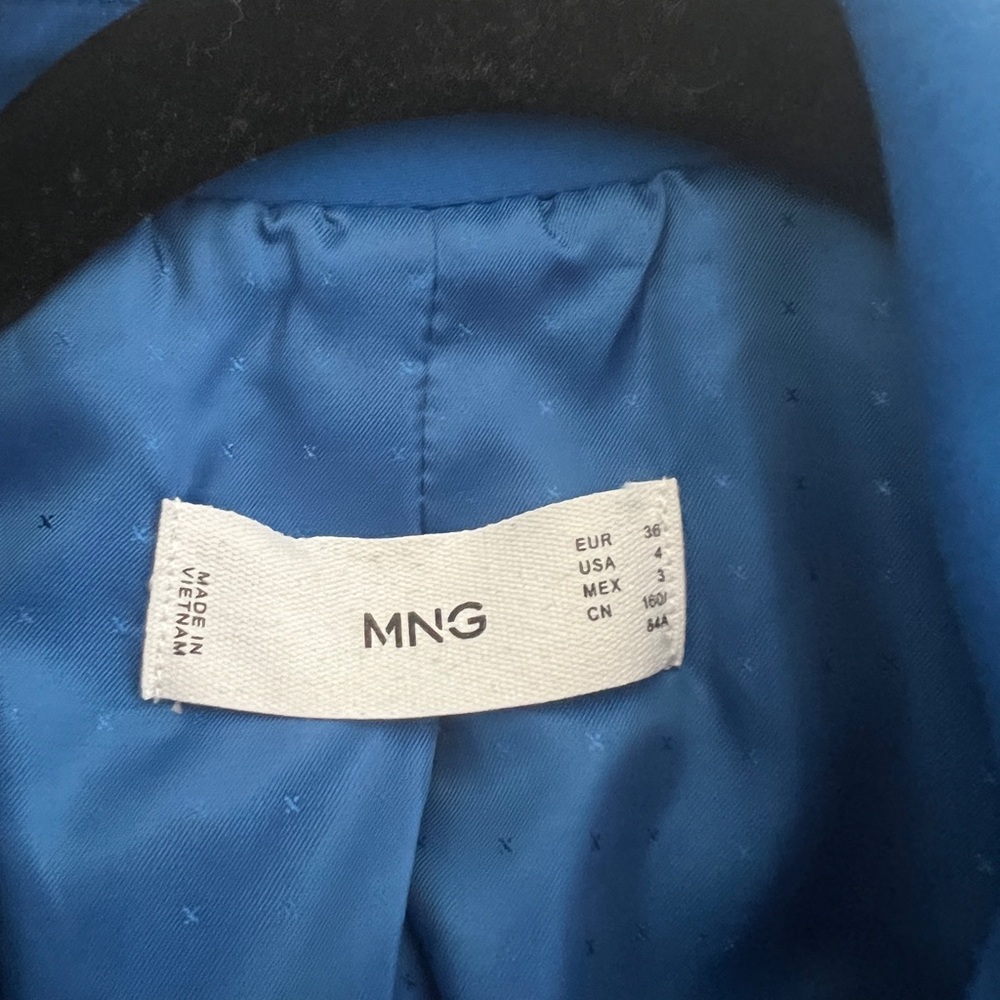 Blue blazer - Picture 4 of 5